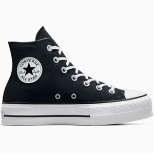 Chuck Taylor All Star Platform Canvas *Brand New**